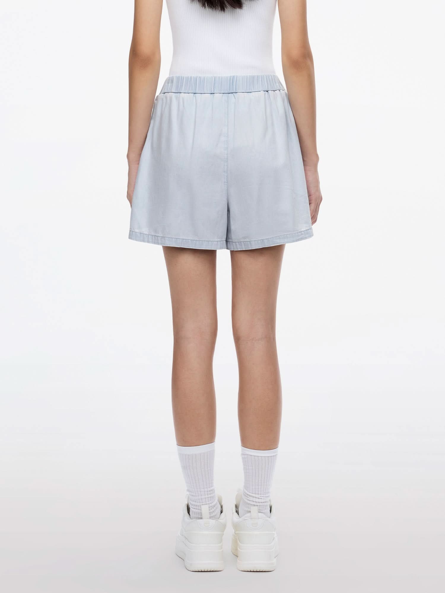 Miss Sixty ELASTIC-WAIST STRAIGHT DENIM SHORTS LIGHT BLUE