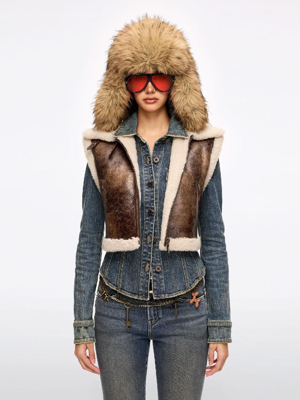 Miss Sixty ECO-FRIENDLY FAUX FUR VEST KHAKI