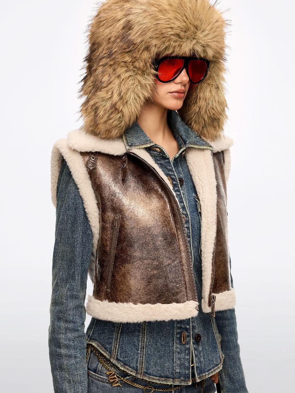 Miss Sixty ECO-FRIENDLY FAUX FUR VEST KHAKI