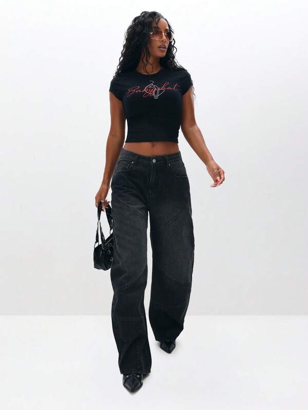 Missguided BABYPHAT Raglan Sleeve Graphic Tee With Script Print Logo Short Sleeve Crop Top For Summer Casual Wear