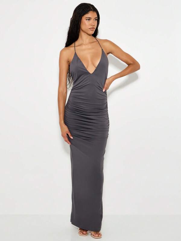 Missguided KIZN Backless Evening Maxi Dress Plunge Neckline Side Ruched Elegant Gold Circle Chain Detail Formal Occasion Floor Length Bodycon Slim Fit Party Gown