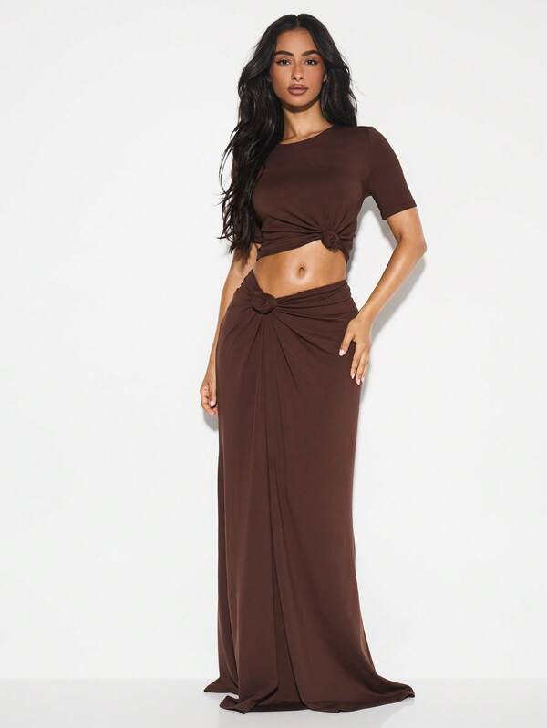 Missguided KIZN Crop Top Short Sleeve Tie Front Knotted Detail Basic Stretchy T-Shirt Clubwear Essential All Season Casual Modern Style Top