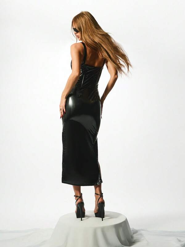 Missguided KIZN Vinyl Midaxi Dress Deep V-Neck Corset Style Party Club Wear Sleeveless Form Fitting Evening Cocktail Special Occasion Bodycon Statement Dress