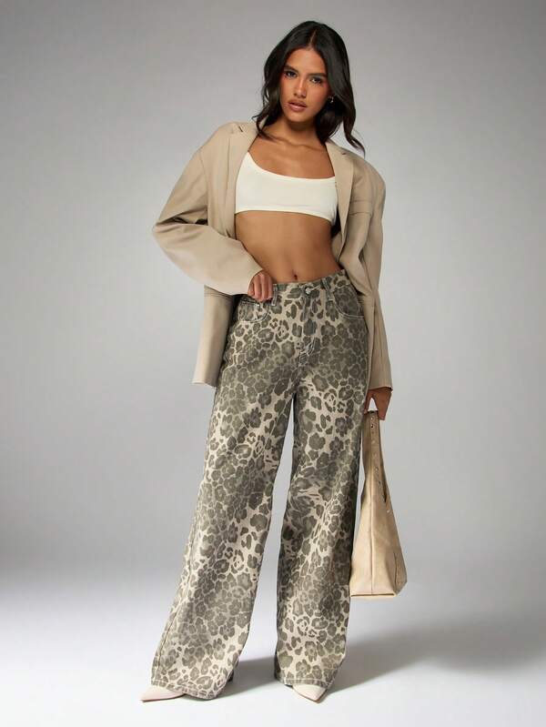 Missguided MISSGUIDED Abstract Print Wide Leg Cargo Pants With Pockets