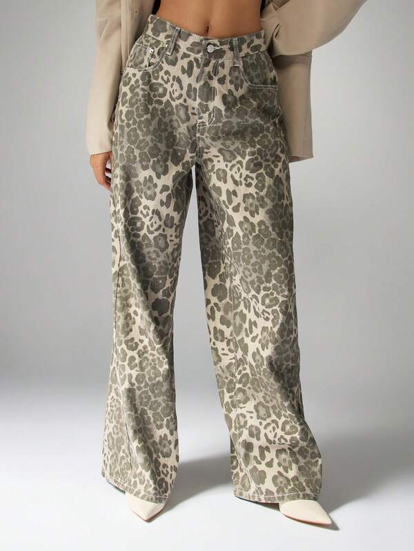 missguided MISSGUIDED Abstract Print Wide Leg Cargo Pants With Pockets
