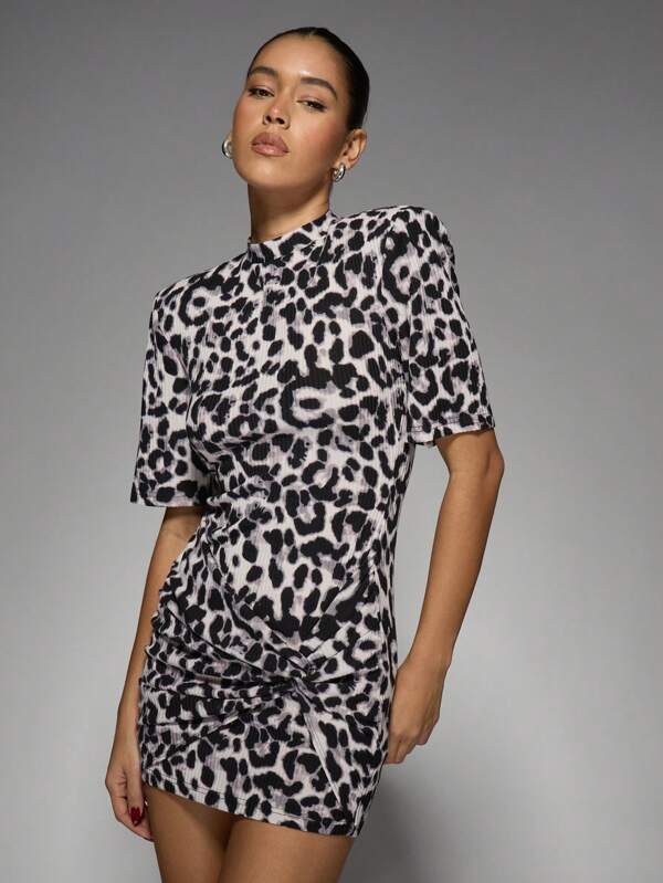 missguided MISSGUIDED Animal Print Jersey Mini Dress With Shoulder Pads Ruched Bodycon