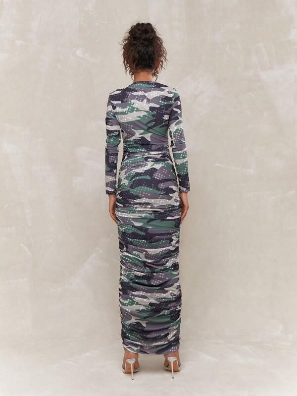 Missguided MISSGUIDED Asymmetric Camouflage Print Long Sleeves Maxi Dress