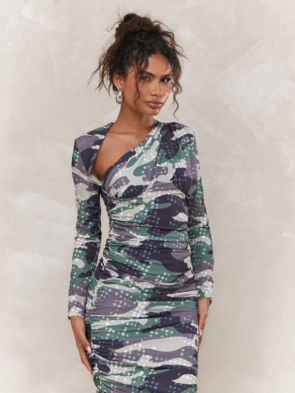 Missguided MISSGUIDED Asymmetric Camouflage Print Long Sleeves Maxi Dress