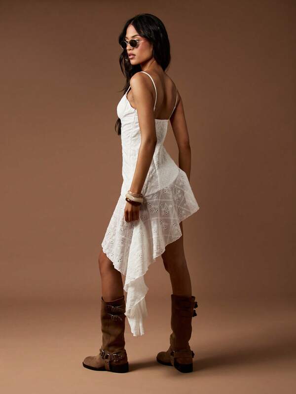 Missguided MISSGUIDED Asymmetric Eyelet Lace High Low Hem Long Dress