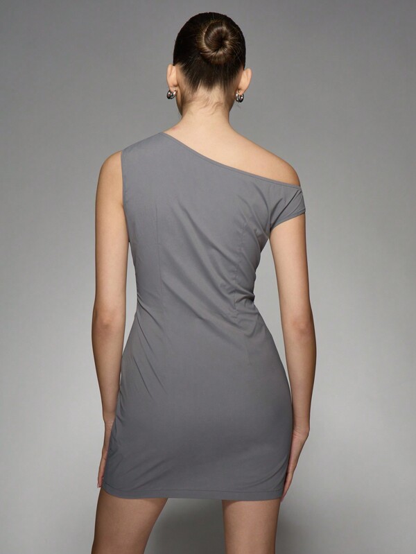 Missguided MISSGUIDED Asymmetric Off-Shoulder Bodycon Mini Dress