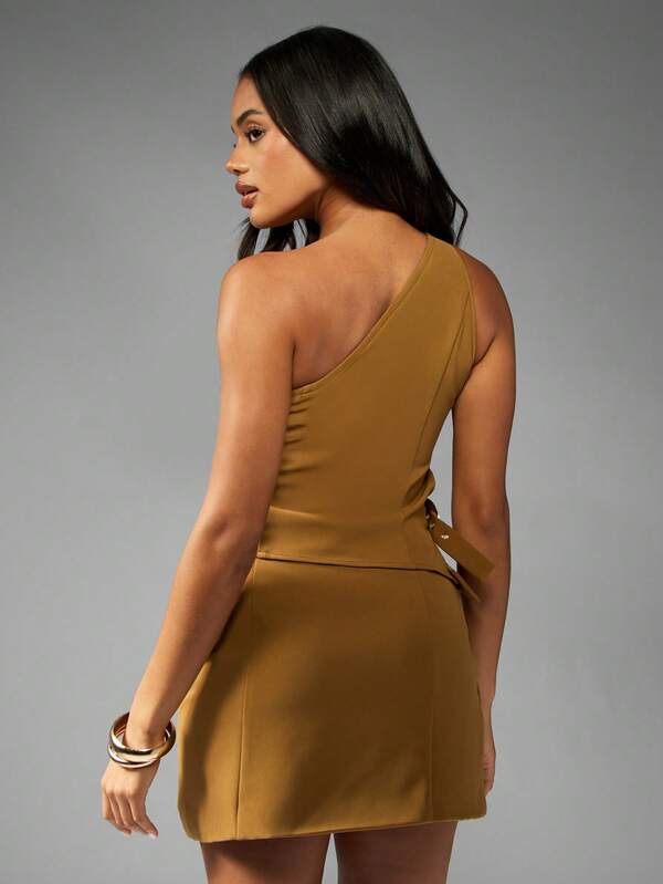 Missguided MISSGUIDED Asymmetric One Shoulder Corset Top With Buckle Detail