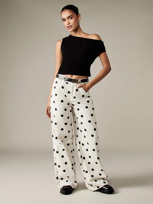 Missguided MISSGUIDED Asymmetric One Shoulder Crop Fitted Top