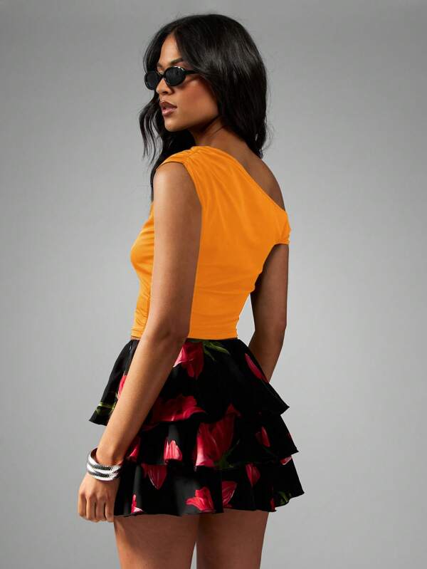 Missguided MISSGUIDED Asymmetric One Shoulder Crop Top Ruched Fitted