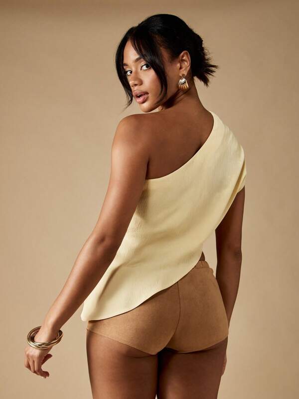 Missguided MISSGUIDED Asymmetric One Shoulder Crop Top With Side Drape