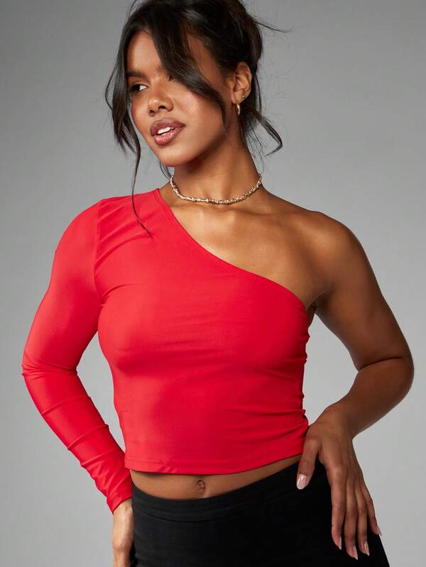 Missguided MISSGUIDED Asymmetric One Shoulder Statement Crop Top