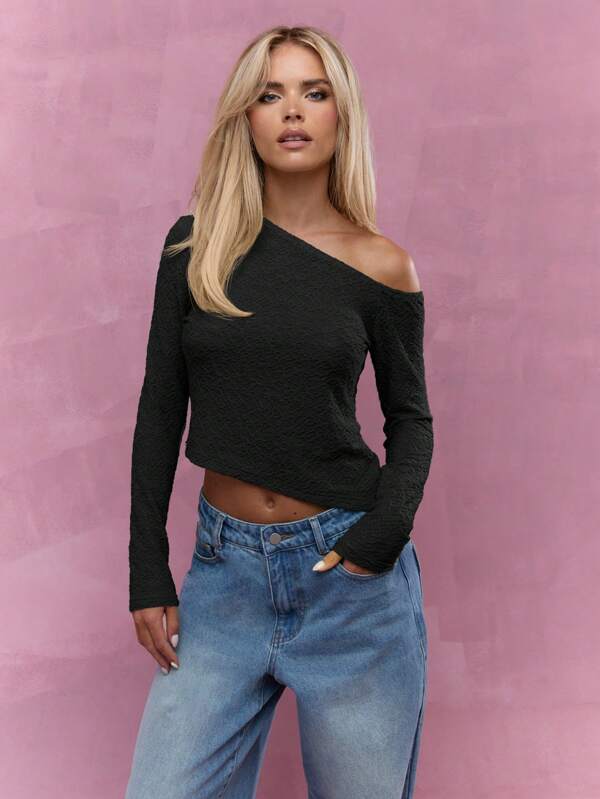 missguided MISSGUIDED Asymmetric Textured Off Shoulder Long Sleeves Top