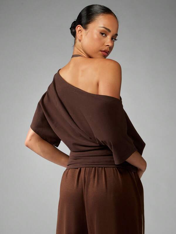 Missguided MISSGUIDED Asymmetrical One Shoulder Top With Ruched Waist