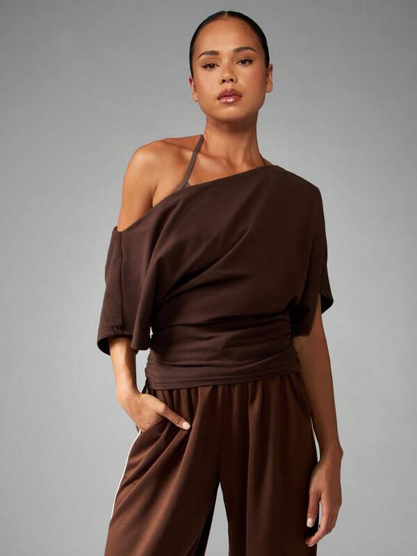missguided MISSGUIDED Asymmetrical One Shoulder Top With Ruched Waist
