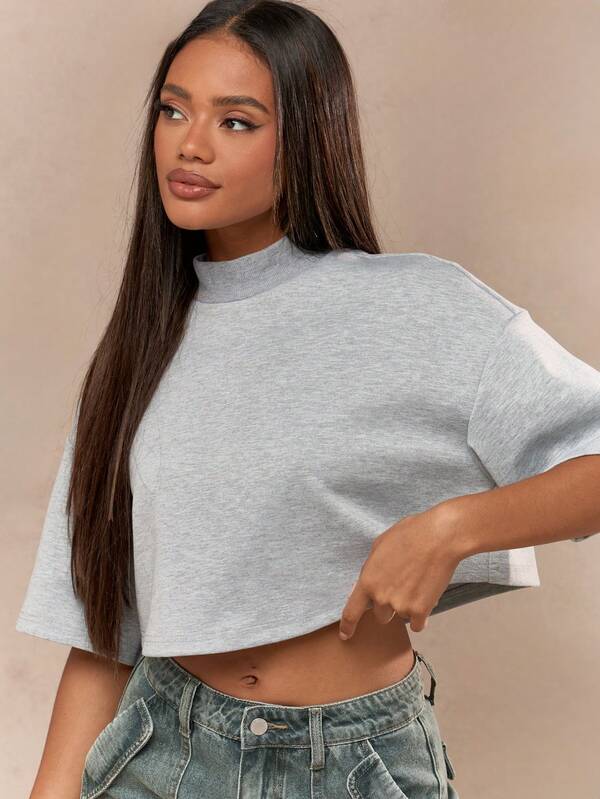 Missguided MISSGUIDED Back Logo Detail Crop Oversized T-Shirt