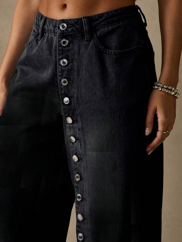 Missguided MISSGUIDED Baggy Jeans With Button Front Detail