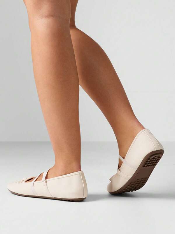Missguided MISSGUIDED Ballet Flat With Mary Jane Straps And Bow