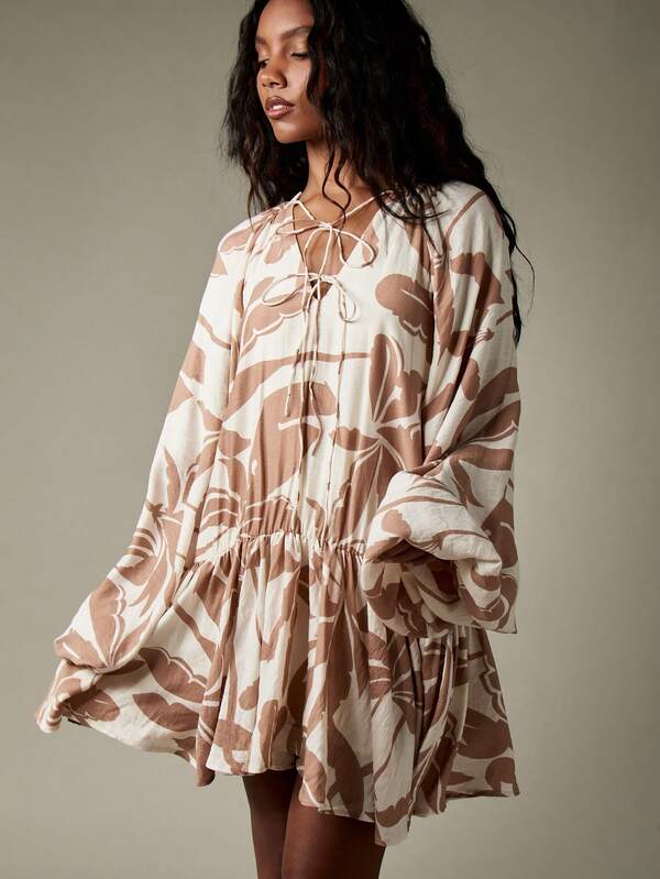 Missguided MISSGUIDED Balloon Sleeve Floral Print Mini Dress