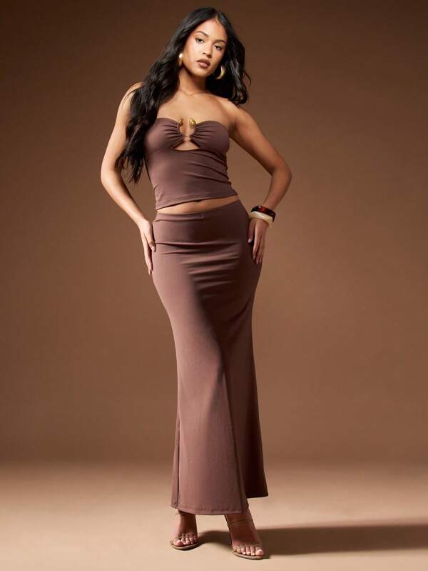 missguided MISSGUIDED Bandeau Crop Top And Fitted Maxi Skirt Outfit
