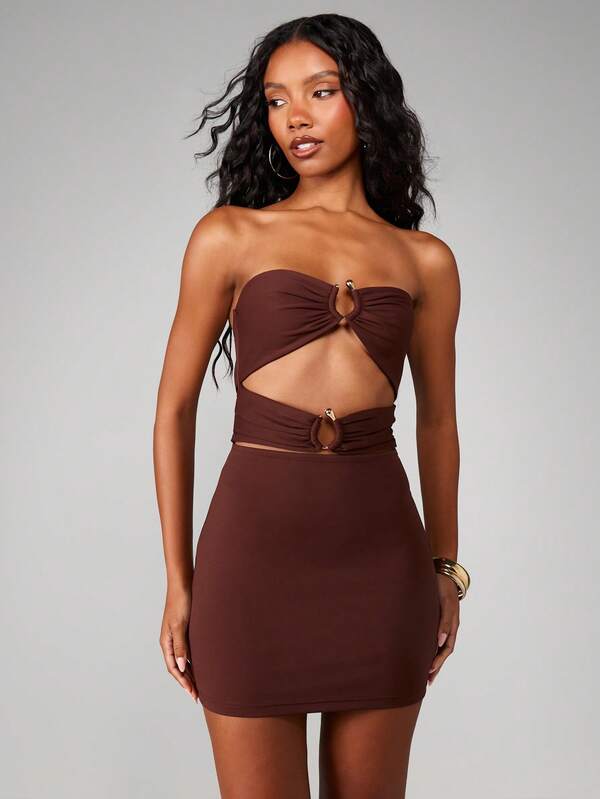 missguided MISSGUIDED Bandeau Mini Dress With Ring Details And Cut Out Waist