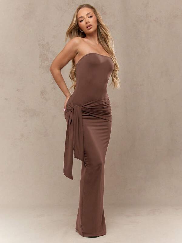 missguided MISSGUIDED Bandeau Strapless Mermaid Silhouette Floor Length Maxi Dress With Side Tie