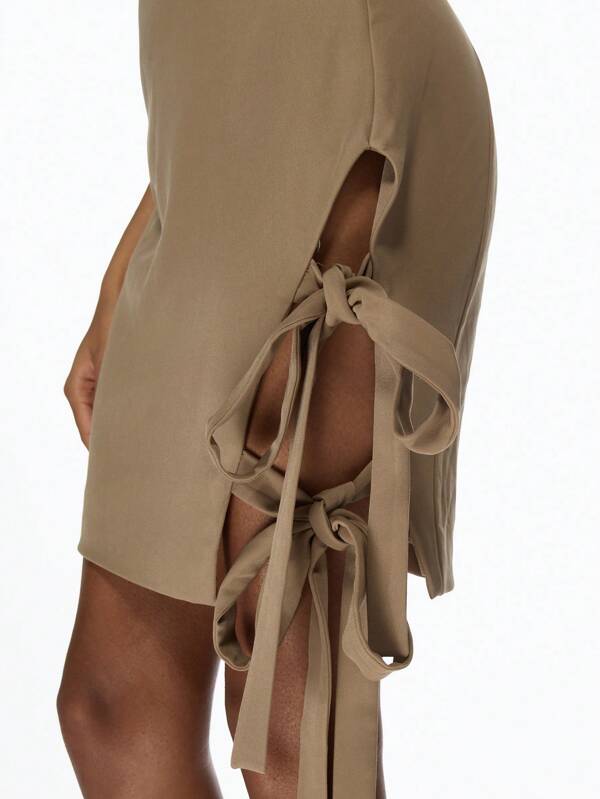 Missguided MISSGUIDED Bandeau Strapless Mini Dress With Side Bow Detail