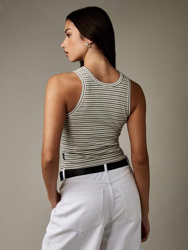 Missguided MISSGUIDED Basic Ribbed High Neck Crop Tank Top