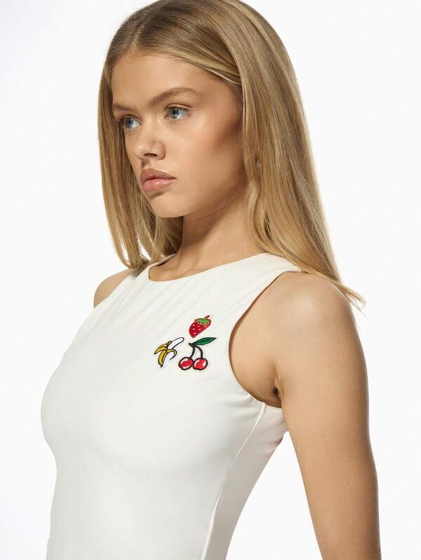 Missguided MISSGUIDED Basic Sleeveless Crop Tank Top Features Fruit Badge Design