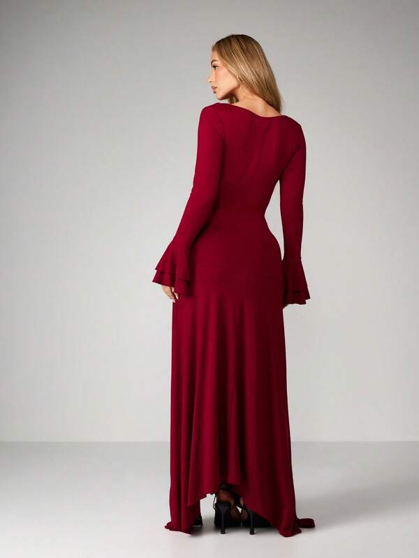 Missguided MISSGUIDED Bell Sleeve Scoop Neck Maxi Dress