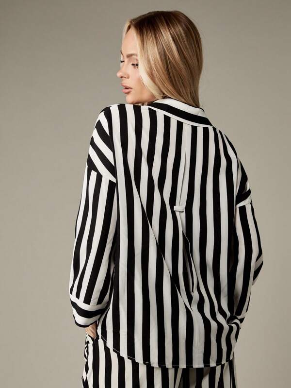 Missguided MISSGUIDED Black White Vertical Striped Button Down Collared Blouse