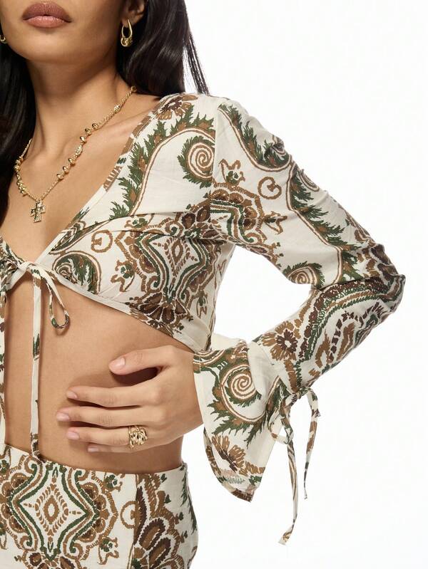 Missguided MISSGUIDED Boho Paisley Print Crop Top Mini Skirt Two-Piece Set