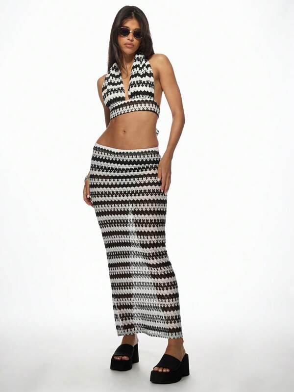 missguided MISSGUIDED Boho Retro Zig Zag Knit Halter Crop Top Maxi Skirt Set