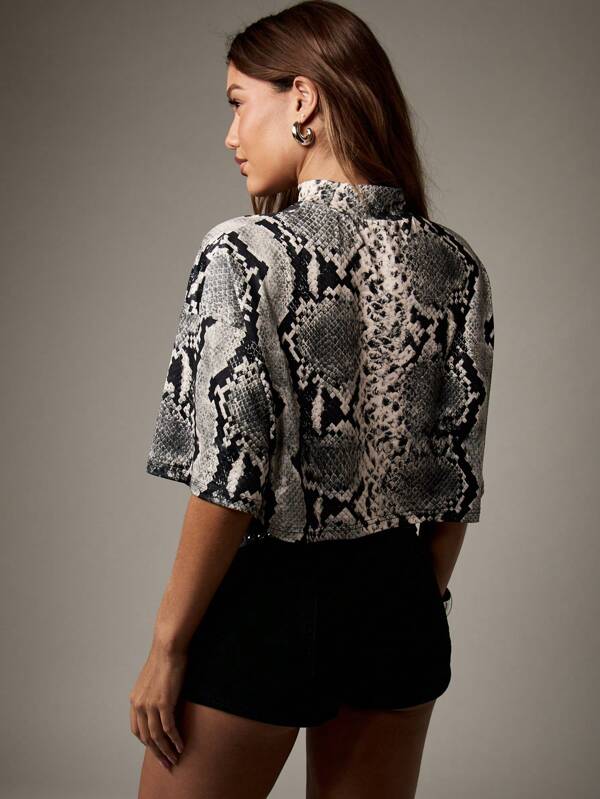 Missguided MISSGUIDED Boxy Cut Animal Print Mock Neck Crop T-Shirt