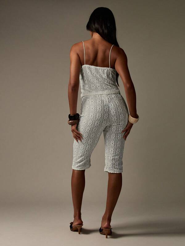 Missguided MISSGUIDED Broderie Anglaise Corset Top And Capri Pants With Eyelet Details