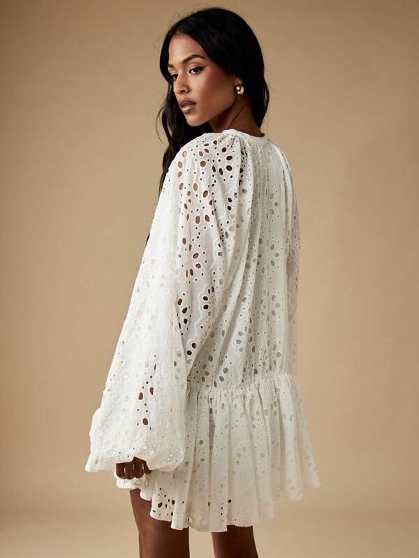 Missguided MISSGUIDED Broderie Anglaise Lace Smocked Mini Dress With Balloon Sleeves