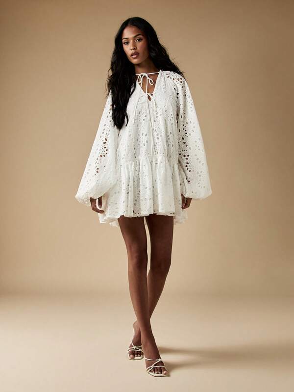 Missguided MISSGUIDED Broderie Anglaise Lace Smocked Mini Dress With Balloon Sleeves