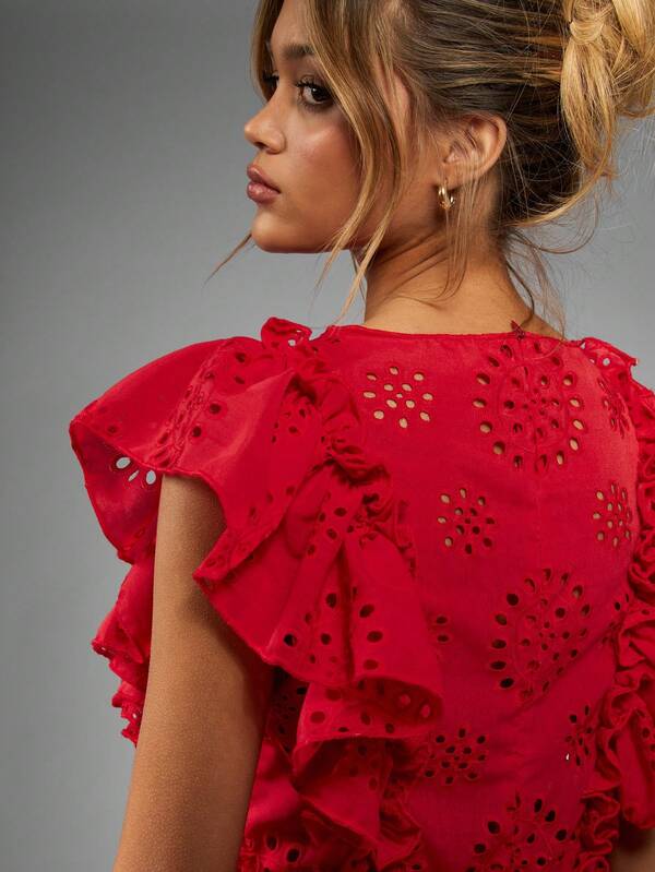 Missguided MISSGUIDED Broderie Anglaise Peplum Ruffle Sleeve Eyelet Lace Top
