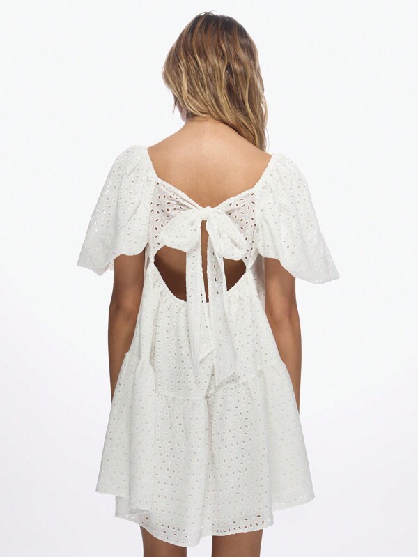 Missguided MISSGUIDED Broderie Anglaise Puff Sleeve Smock Mini Dress With Tie Back Detail