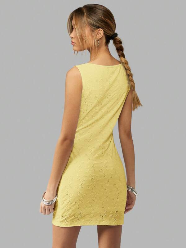 Missguided MISSGUIDED Broderie Anglaise Sleeveless Fitted Mini Dress