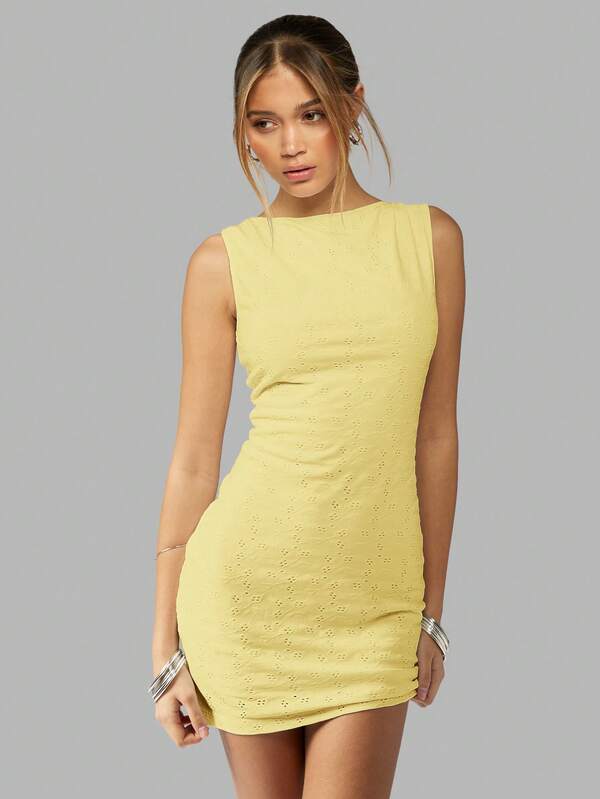 Missguided MISSGUIDED Broderie Anglaise Sleeveless Fitted Mini Dress