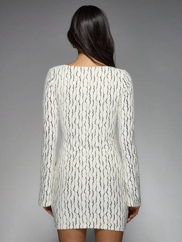 Missguided MISSGUIDED Brushed Distressed Wave Long Sleeves Bodycon Mini Dress