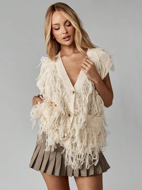 missguided MISSGUIDED Button Front Knit Vest With Decorative Fringe