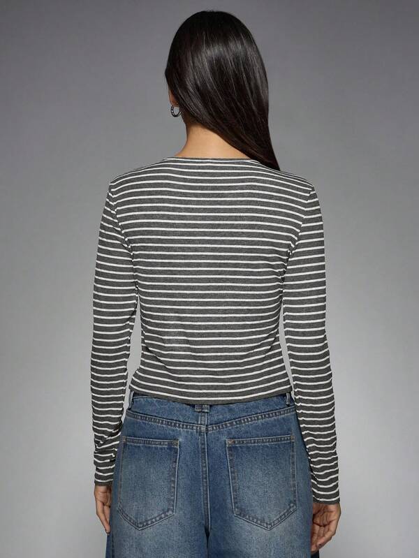 Missguided MISSGUIDED Button Front Ribbed Crop Top With Horizontal Stripes