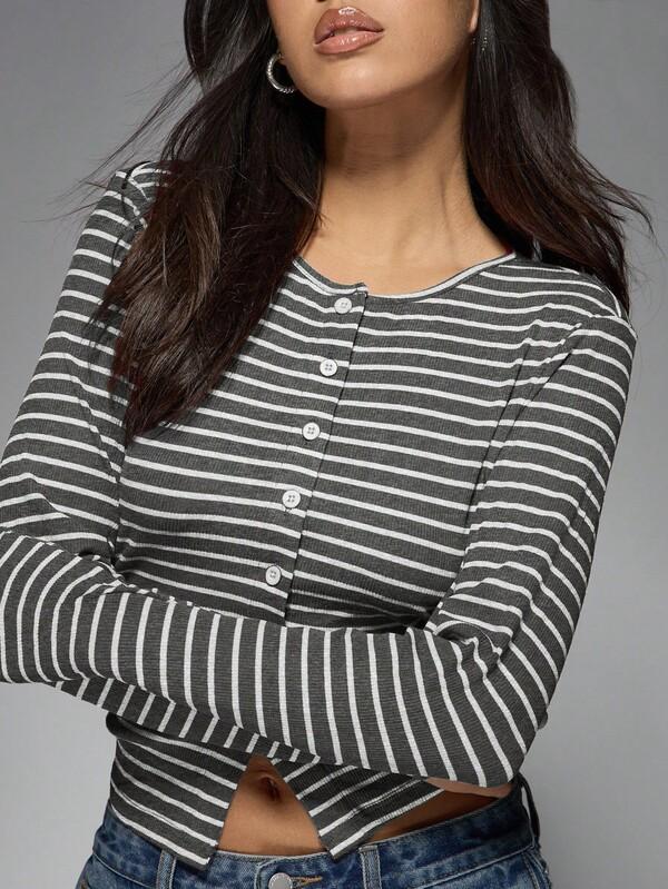 Missguided MISSGUIDED Button Front Ribbed Crop Top With Horizontal Stripes