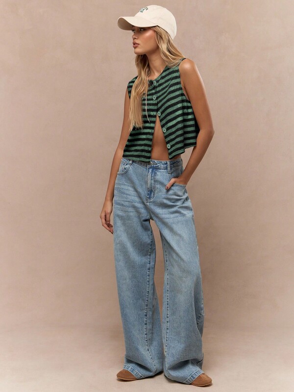 Missguided MISSGUIDED Button Front Sleeveless Knit Waistcoat With Stripes