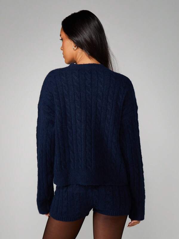 Missguided MISSGUIDED Cable Knit Sweater And Hot Pants Set